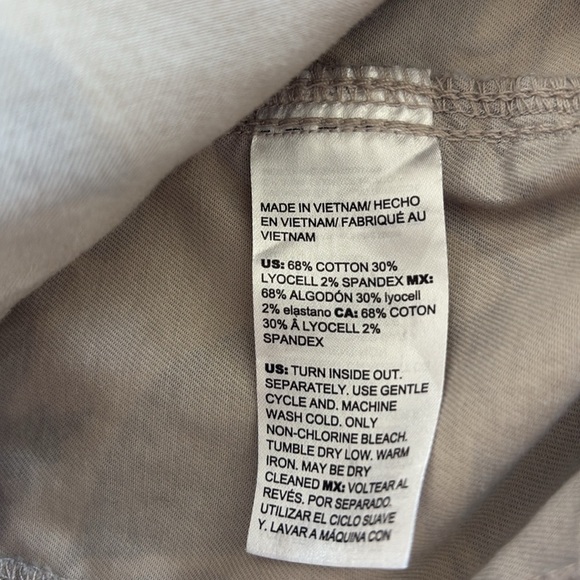 Chico's Floral feminine utility twill Jacket denim style light khaki purple Lrg - Picture 13 of 17